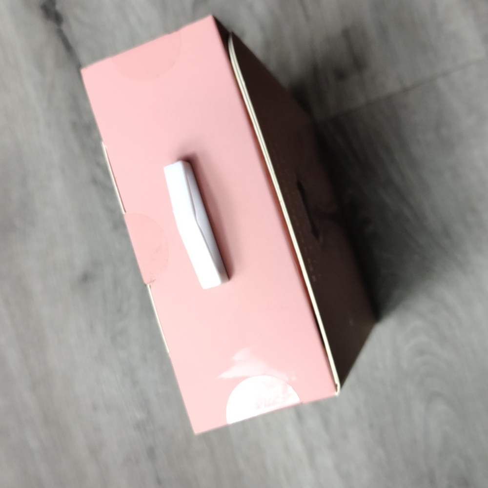 NIB Brookstone Titanium Microneedling Derma Facial Skincare Roller - Picture 8 of 8